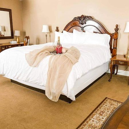 The Sherwood Hotel Greene Bagian luar foto
