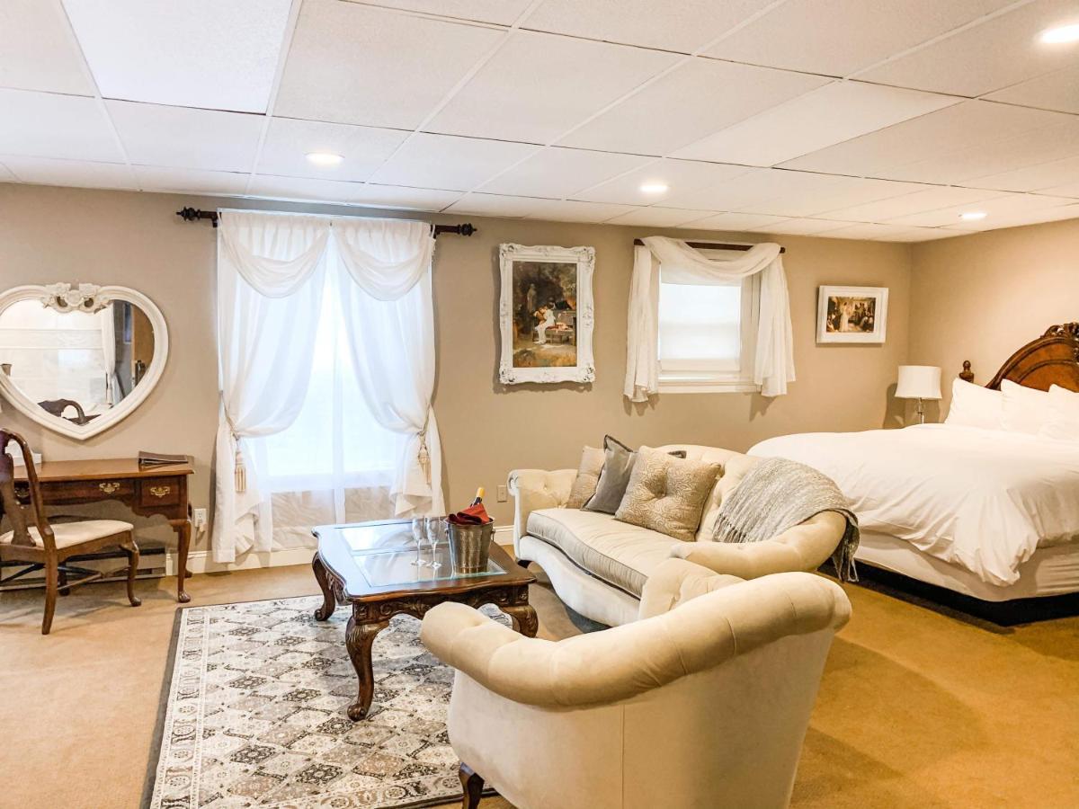 The Sherwood Hotel Greene Bagian luar foto