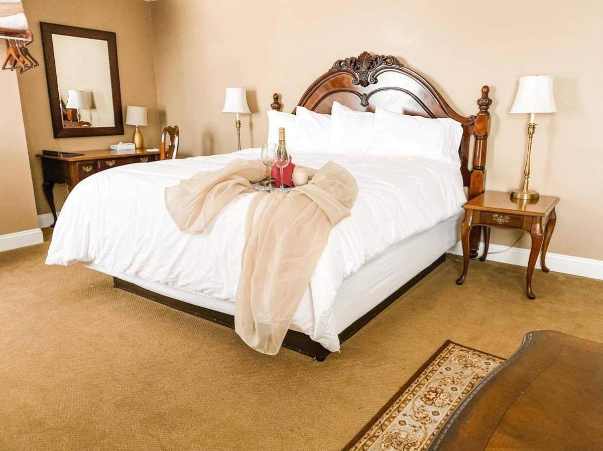 The Sherwood Hotel Greene Bagian luar foto